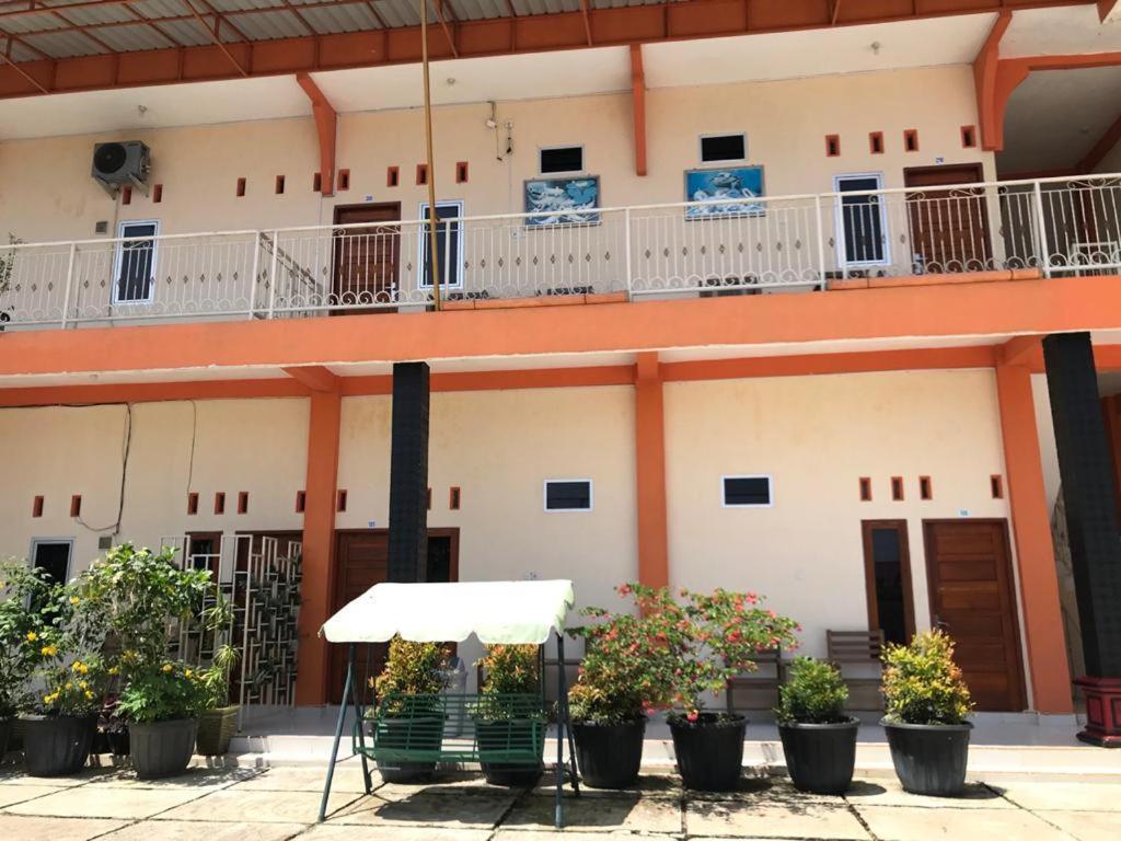 Penginapan Intan Bandara Padang  Exterior photo